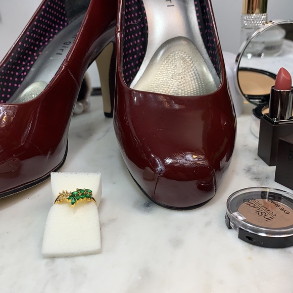 VALA BURGUNDY PATENT MADDEN GIRL by Steve Madden - Picture 4 of 12